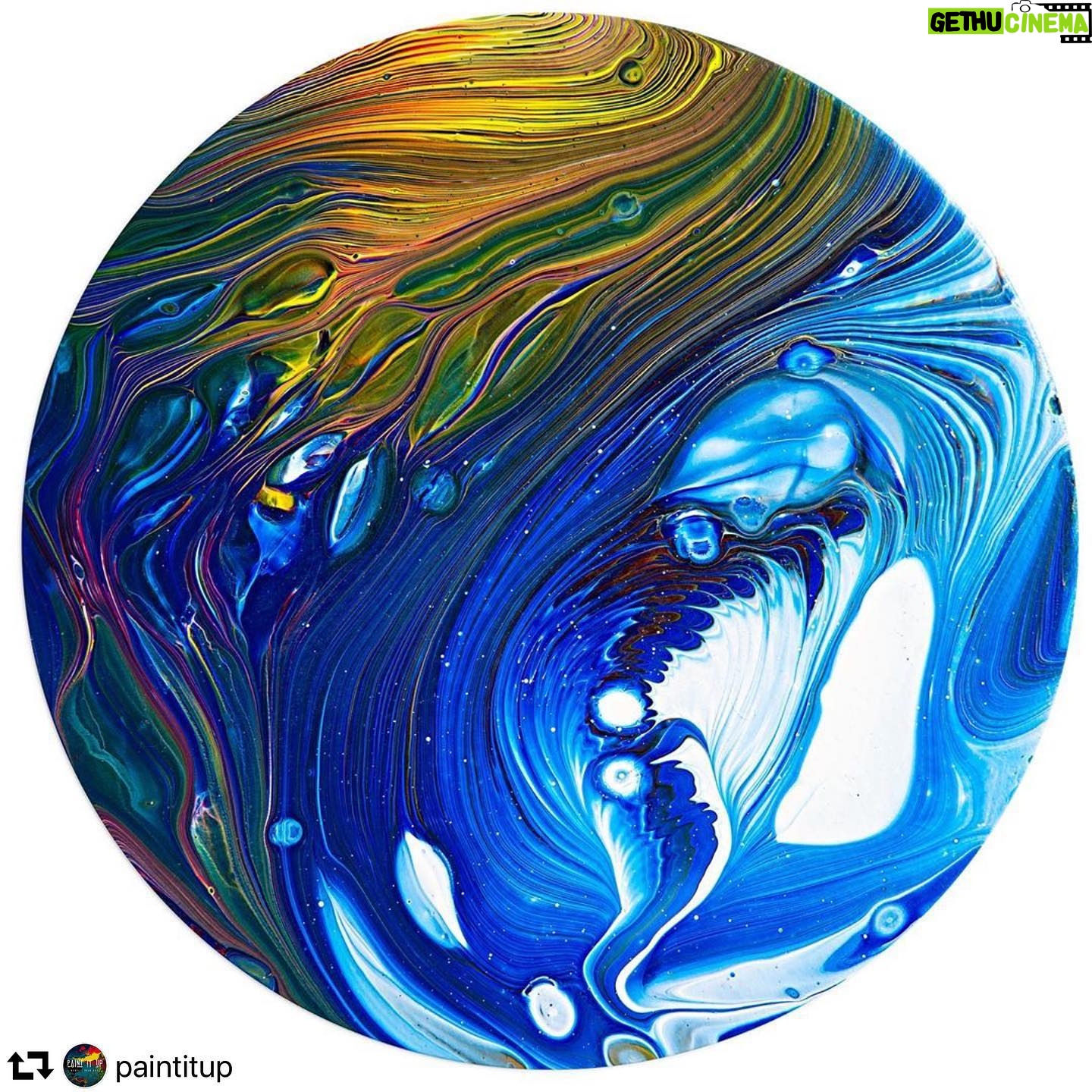 Duygu Yetiş - 9K Likes - 💙
Title: A Drop of Walter
Artist: Duygu Yetiş @duille
Size: 15cm
Date: 19.01.2020
Medium: Acrylic Paint Walter Silicone Oil .
#acrylicpouring #acrylicpour #acrylicpaint #acrylicart #paintitup #modernartist #acrylicpainter #acrylicabstract #acrylicpourart #fluidacrylicpainting #artsworld #abstractexpressionism #abstracts #abstractartwork #artcollector #modernart #fluidartfinds #fluidartdaily #fluidartwork #fluidartworld #visualsoflife #acrylicfill #kutudasanatvar #_thinkart