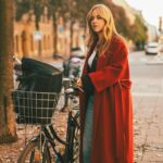 Ebba Kleberg von Sydow Instagram - Ok, DU får välja en färg?! Kommentera med emoji! Jag: ❤️💯💋❣️🍎