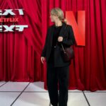 Ebba Kleberg von Sydow Instagram - Reklam @netflixnordic presenterar 26 nordiska satsningar 📺 varav 12 (!) helt nya! Följ med! 1. Älskar mitt jobb! 2. När @amandaromare klev upp på scen med sin serie-dubbelgångare (hennes bok 📕 ska bli serie)! Jublet för Amanda & @carla_sehn_ 💯 3. Next on Netflix! Peppen alltså, äntligen massvis med härligt att se fram emot! 4. Pörni 😍 flyttar in på @netflixnordic 🫶🏽 5. Bridgerton-salen! Kolla till slutet! 6. Klassfoto deluxe & @edvinrydings bjöd på klassiskt klassfoto-uppförande 🫶🏽 #youngroyals 7. Squid Games 2, vem vågar?! 8. Idolen Jo Nesbø, mannen bakom min favorit Harry Hole - som nu föds på nytt hos @netflixnordic 😬 Många pratade om Helikopterrånet, verkar absolut fängslade men hallå, Harry Hole! Längtar så! 9. Ronja Rövardotter 2.0 🫶🏽 10. Sa jag att jag älskar mitt jobb?!