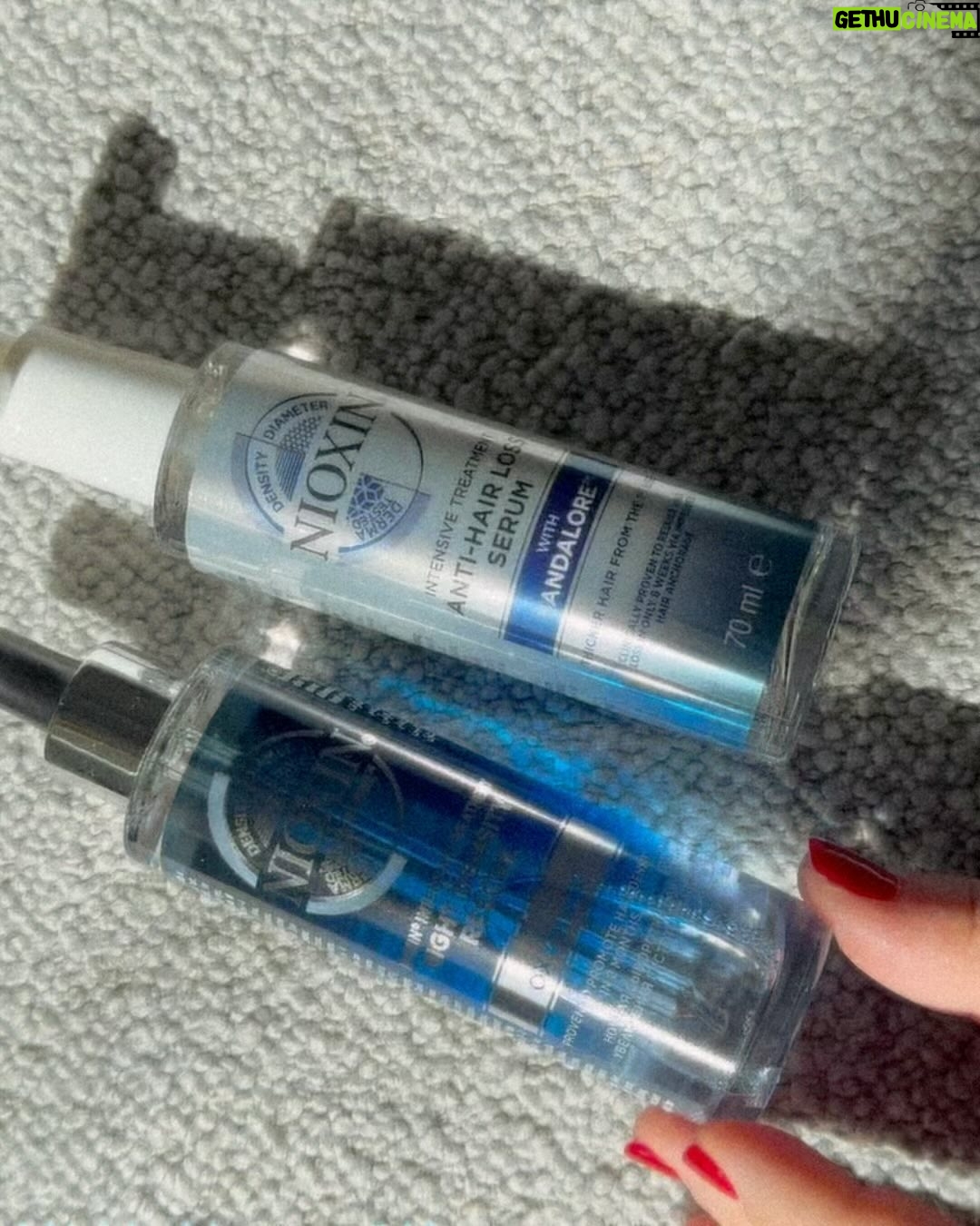 Ebba Kleberg von Sydow Instagram - Reklam: VINN maxat kit med mina Nioxin-favoriter! KOMMENTERA: Ditt happy place i sommar? En brygga, strand, torpet, vad som! 🌿☀️💃🏼# …OCH följ @apohem 🩵 Tack Nioxin för hårvård i världklass - finns hos @apohem 👌🏽 Uppdatera DIN hårvårdsrutin inför sommaren, med Nioxin & @apohem 💦 Vinnare dragna: GRATTIS @juliabodlund @antheens @niinabjorkman ❤️