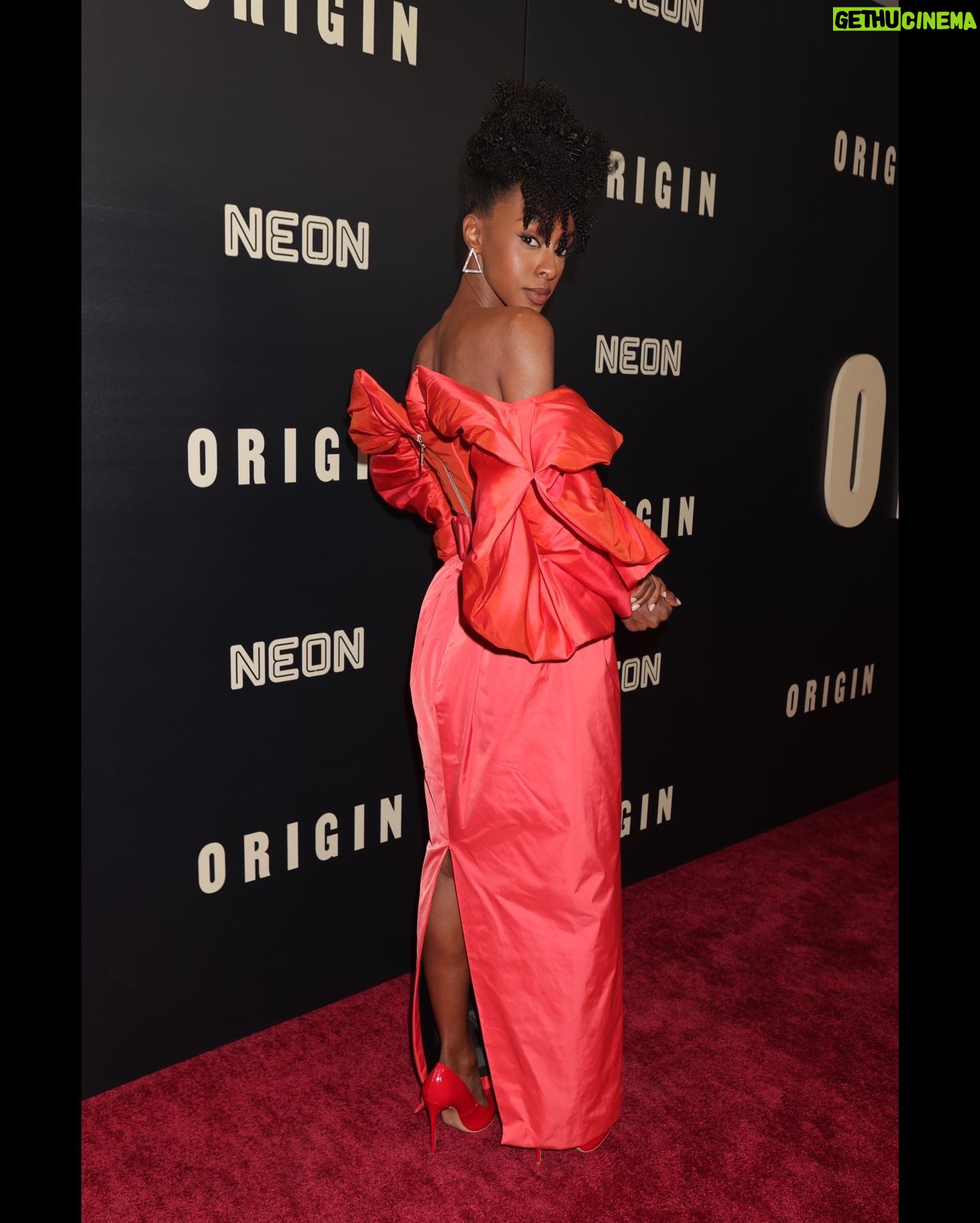 Ebony Obsidian Instagram - I am, undone. This film, is every humans business. Don’t watch the trailer, just go. Aunjanue, honored to call you a friend. Endlessly proud, far beyond deserving. Congratulations to the entire team ✨