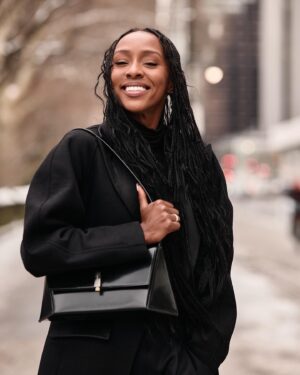 Ebony Obsidian Instagram - Making my way downtown, walking fast, faces pass and I’m home bound. How I feel after finishing work in my own city. 4-5 > 9-5 #Werk