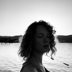 Ece Çeşmioğlu Instagram - 