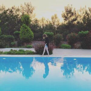 Ece Çeşmioğlu Instagram - 