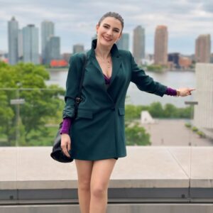 Ece Özdikici Instagram - 😉