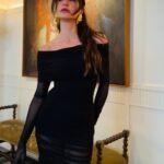 Ece Sükan Instagram – Ready for the #BecomingKarlLagerfeld premiere 🕶️ 
@disneyplus #ad 
#reklam @disneyplustr 
In @leamalmes 
@alicanicoz jewelry 
@gianvitorossi 
Glam @davidmallett