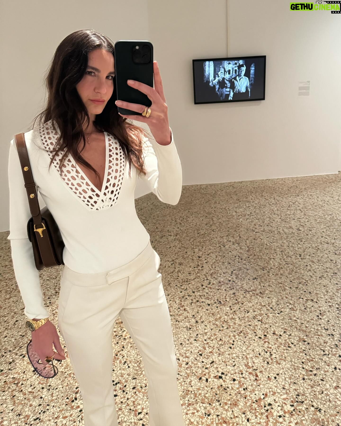 Ece Sükan Instagram - #JeanCocteau #PeggyGuggenheimMuseum #labiennaledivenezia #venicebiennale