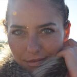 Ece Uslu Instagram -