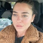 Ece Uslu Instagram – Çeşme’dym ve tabii ki sıcak suya doğru yolculuk 😎

💦💦💦