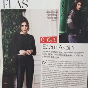 Ecem Akbin Instagram - Vogue nisan @begumyetis @vogueturkiye @aysimo @yaprakaras çok teşekkür ederim ☺️