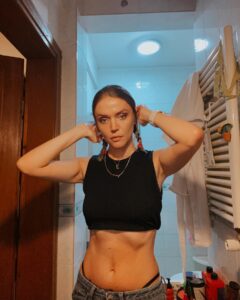 Actress Ecem Karavus HD Instagram Photos and Wallpapers January 2024