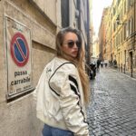 Ecem Atalay Instagram -