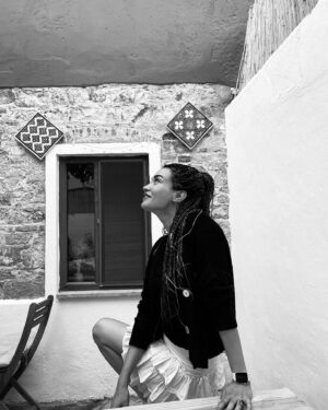 Ecem Özkaya Instagram - Possible…✨ 📸: @nazlipinarkaya 🎈💃🏻