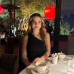 Ecrin Su Çoban Instagram – 🙋‍♀️