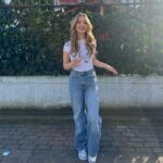 Ecrin Su Çoban Instagram - Yaz havası🫠☀️