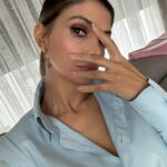 Eda Özerkan Instagram - Biraz kızıl ve mavi…🍭 #nofilter #yesmakeup #edaözerkan #edaozerkan #aniyakala #hayatandanibarettir #in #instagram #instagood #instadaily #instalike #reelsinstagram #instamood #insta #instafashion #instafollow #instamusic #instaphoto #instaphotography #instafollow #instabeauty #instabook #instalikes #instalove #instafit #instacats