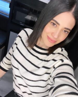 Edy Ganem Instagram - Today’s title: “Mosca muerta” 
(makeup & good trailer lighting selfie photoshoot series) 
#actress #onset #trailerlife