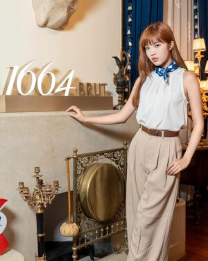 Eelyn Chan Instagram - Have a drink with me?🍻

@1664blanchk #1664hk #GoodTastewithaTwist #Latelier1664