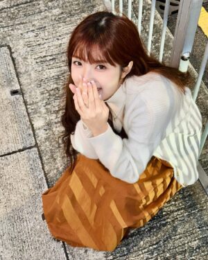 Eelyn Chan Instagram - 嘗試學萌妹子但失敗了的我
