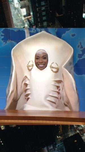 Ego Nwodim Instagram - Charlotte the Pregnant Stingray stops by the Update desk!