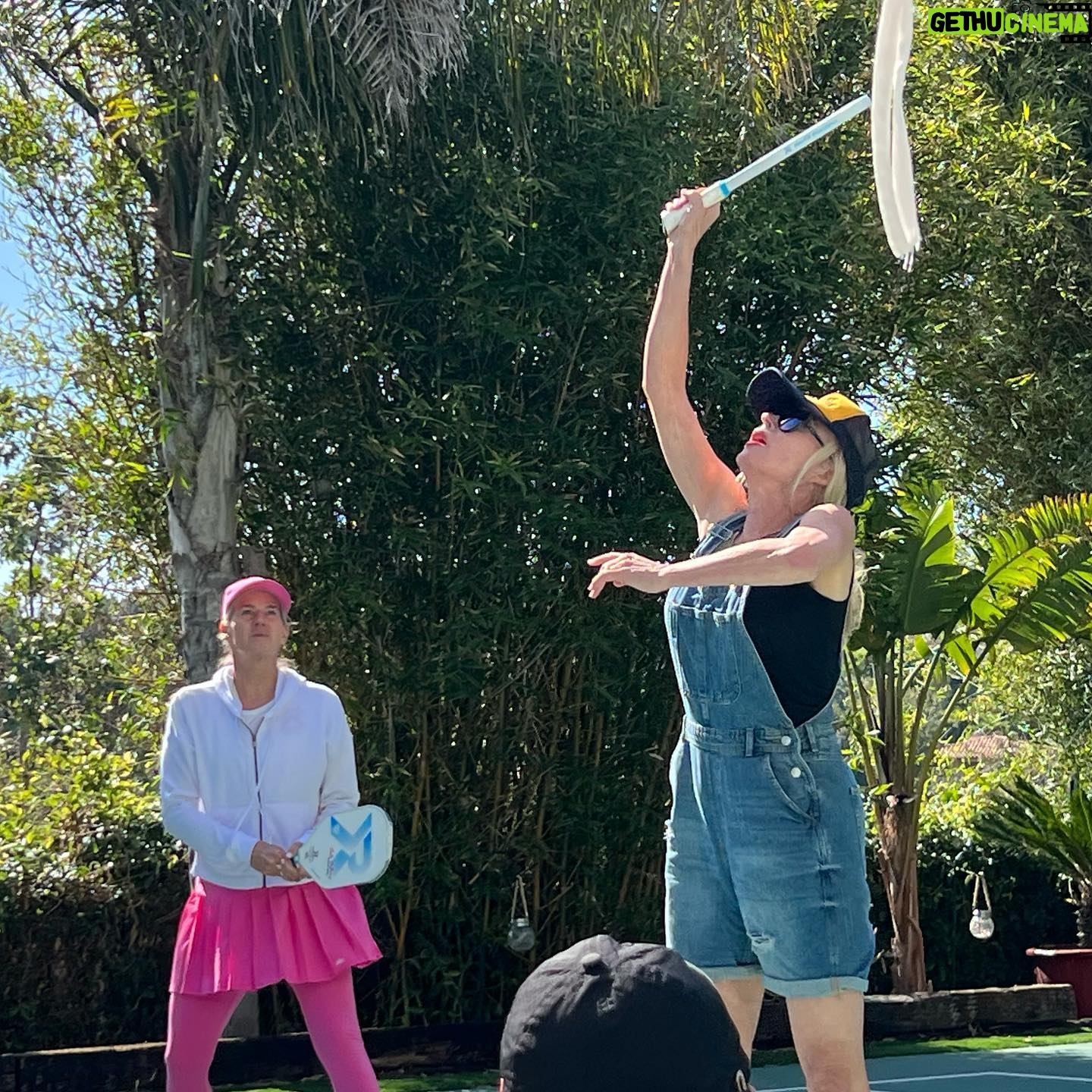 Eileen Davidson Van Patten Instagram - Yep that's me playing doubles with the one and only, the GOAT! @bethbellamypickleball How about that form? Not sure if I'm going for the ball or swatting a wasp!