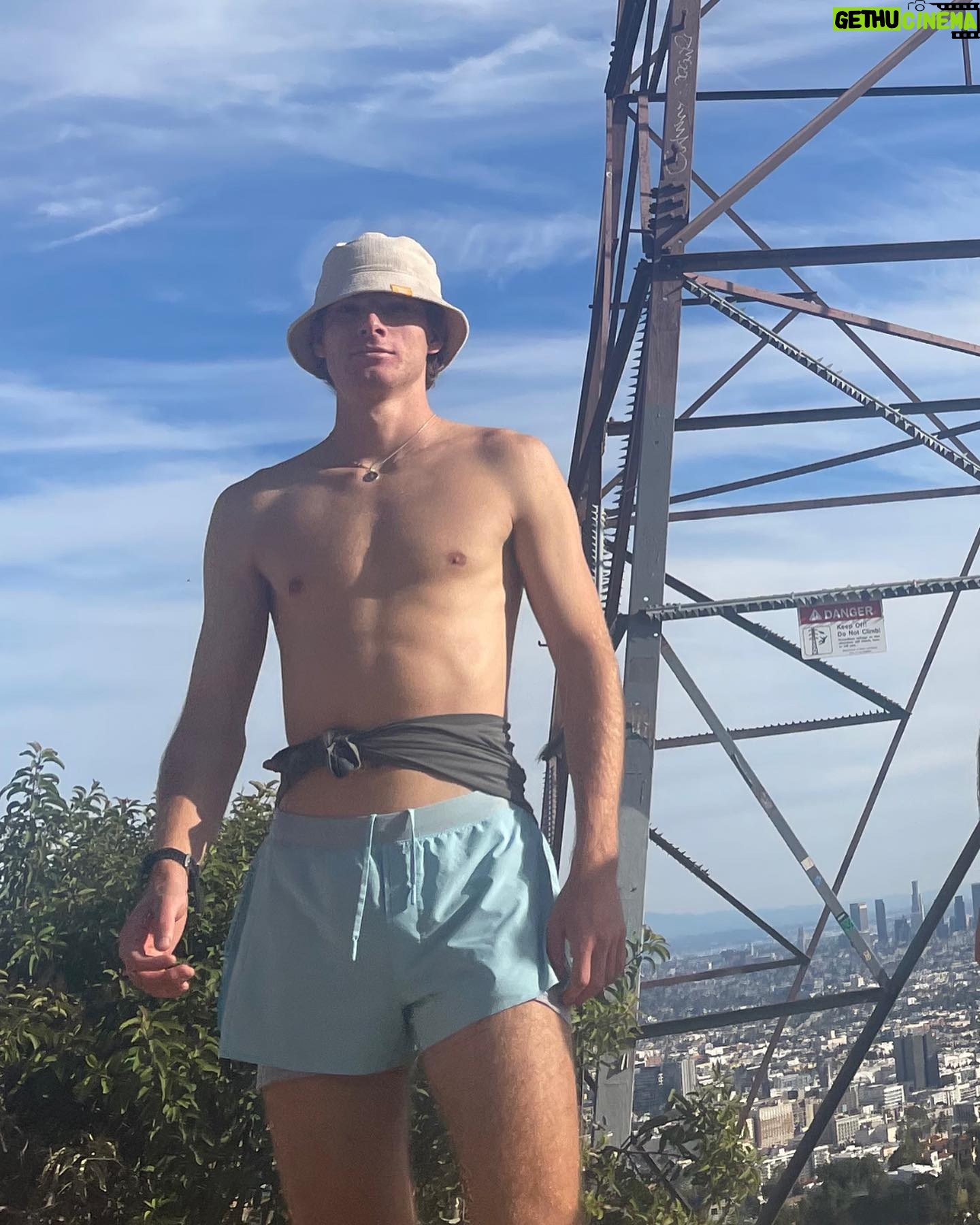 Eileen Davidson Van Patten Instagram - @runyoncanyon what a day!