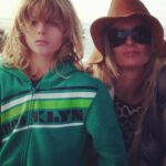 Eileen Davidson Van Patten Instagram - Jesse and me circa 2013 throwing down some serious 70's vibes #tbt
