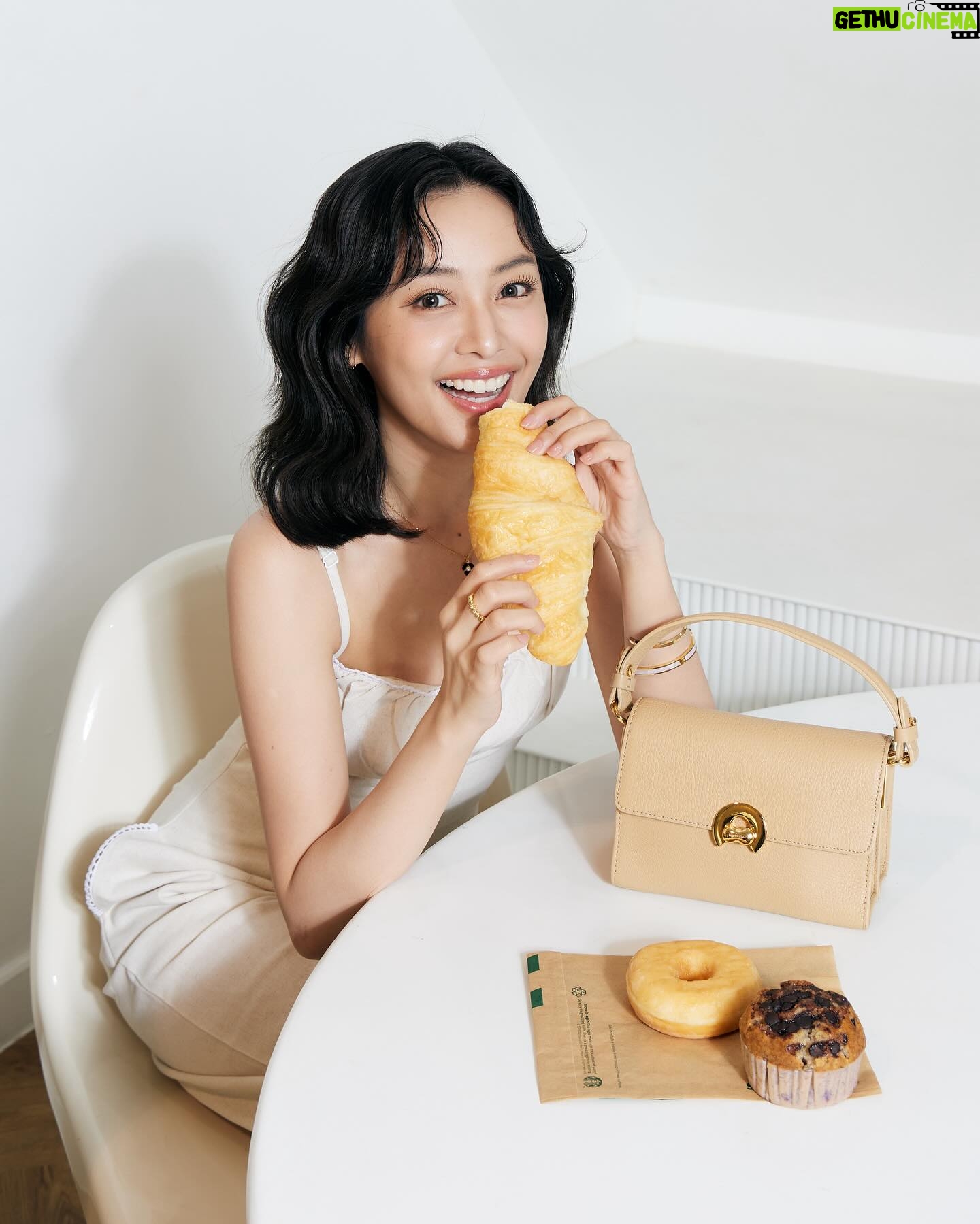 Eisaya Hosuwan Instagram - New Collection spring summer 2024 Binxie bag @coccinellethailand @pacificagroup #CoccinelleThailand #CoccinelleSS24