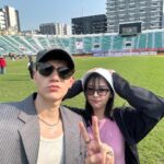 Eisaya Hosuwan Instagram – มาช้าแต่มานะะะะ🥹 พรุ่งนี้อย่าลืมทากันแดด พกแมสมากันฝุ่นกันด้วยนะคะ จะคอยส่งใจไปให้ทุกคนน้า แล้วมาสนุกกันค่าาา🙌💖 #54ปี3miracles
