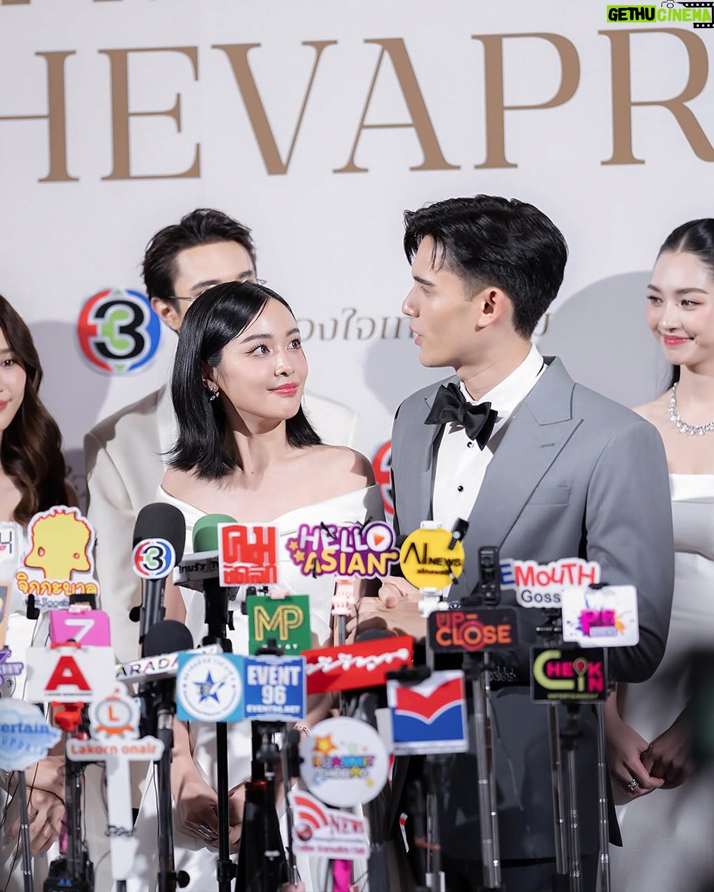 Eisaya Hosuwan Instagram - It was an enchanting night✨ #theenchantmentofdhevaprom #ดวงใจเทวพหรม #ใจพิสุทธิ์