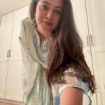 Eka Lakhani Instagram - Eid Mubarak 🌙 Alhamdulillah! Kya dawaat hain @itsfatimabaluch ♥️ #EidLunch #TeamE