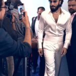 Eka Lakhani Instagram - @ranveersingh 🔥💎🔥 @tiffanyandco @jioworldplaza . Wearing custom @gauravguptaofficial Sunglasses @tiffanyandco @rkumaropticians Footwear @louboutinworld Styled by @ekalakhani #StyledByEka Style Team @itsfatimabaluch @arzoonagraik @harshi_shah10 Hair @aalimhakim @mustaqeem_salmani Makeup @mahadevnaik08 Managed by @jinal.jj @aarti1980 Photographer @vidhigodha #RanveerSingh #TiffanyAndCo #EkaLakhani #TeamE [Ranveer Singh, Tiffany And Co, Monochrome Minimal Style]