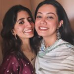 Eka Lakhani Instagram - Eid Mubarak 🌙 Alhamdulillah! Kya dawaat hain @itsfatimabaluch ♥️ #EidLunch #TeamE