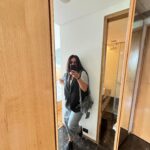 Eka Lakhani Instagram - 😎 🥘 ⛅️ 🎂 💃🏻 🎀 💕👩‍👧‍👦👯‍♀️📸 Emoji > Caption