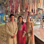 Eka Lakhani Instagram - #ELLEFashion: For the trained (and untrained) eye, the Versace and Dior sightings on Rocky Randhawa’s washboard abs in ‘Rocky Aur Rani Kii Prem Kahaani’ are unanimously synonymous with the eccentricities of his character – loud, flashy and uninhibited. Acquainted with masterfully tapping into the makings of a reel character sartorially, @ekalakhani’s tryst with styling has given us style gems both on, and off-screen. From ‘Dunki’ to ‘O Kadhal Kanmani,’ the list is rather extensive. She’s also taken up celebrity styling and divides her time between a star-studded roster of clients like the Ambanis, Ranveer Singh, Sara Tendulkar, Ibrahim Ali Khan and Karan Johar. Infatuated with weaving a narrative and continually honing her craft, Eka Lakhani’s itch to strive for greater things is what lends her credibility and heightens her appeal in this cutthroat industry. Head to the 🔗 in bio to read our #OffTheRack chat with her. . Words by @ipsitakaul Artwork by @harshjagtap_ . #EkaLakhani #RanveerSingh #RockyRandhawa #SaraTendulkar #ShlokaAmbani #AkashAmbani #KaranJohar #IbrahimAliKhan #CelebrityStylist