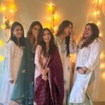 Eka Lakhani Instagram - Eid Mubarak 🌙 Alhamdulillah! Kya dawaat hain @itsfatimabaluch ♥️ #EidLunch #TeamE