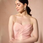 Eka Lakhani Instagram - One for the books ft. @saratendulkar 🤍 Wearing @brindasneha Accessories @goldenwindow @ascend.rohank #StyledByEka Style Team @arzoonagraik @harshi_shah10 HMU @sabakhanmakeup Hair @aryan.mhatre07 #SaraTendulkar #TeamE #PinkLove #EkaLakhani [ Sara Tendulkar, Celebrity Style, Pinkstagram ]