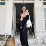 Ekaterina Ivanchikova Instagram - Придумать песню в одном пространстве с активным десятимесячным пацаном, просто задача со звёздочкой😅 Как думаете, справимся?)