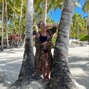 Ekaterina Kokorina Instagram - Ну вот, отчёт с острова Саона! Карибское море понравилось) но на пляже лучше ничего не кушать и не покупать 🙈😂 лично мое мнение и наверное СОВЕТ)))) а так, очень круто)))