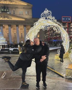 Ekaterina Kokorina Instagram - А вы тоже ждете Новый год как мы с @dominickjocker ?🎄🎄🎄