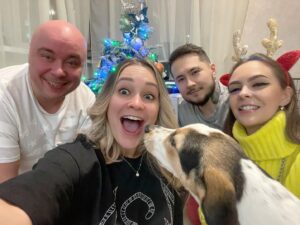 Ekaterina Kokorina Instagram - Любимые, просто с Новым годом! 🎉🎈🎊 исполнения всех ваших загаданных желаний)))