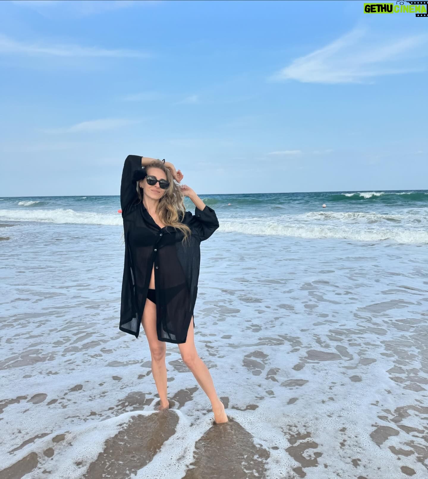 Ekaterina Morgunova Instagram - Океанские танцевальные..💙🤪 #екатеринаморгунова #fujeirah #былопрекрасно #будувспоминать