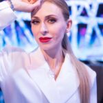 Ekaterina Morgunova Instagram - Недавно была Еленой Летучей..) Успела пофоткаться..)❤️ #екатеринаморгунова #однаждывроссии #образ #еленалетучая