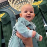 Ekaterina Shepeta Instagram - Считаю несправедливым, что из-за сбоя в инсте в предыдущем посте не опубликовались фото человека, у которого в этой поездке прорезался первый зуб! Событие, я считаю)) Встречайте, наша звездочка 🤩