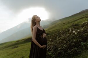 Ekaterina Shepeta Instagram - Пока это ещё актуально ❤️🤰🏼

Какая больше нравится? 😍