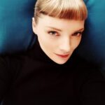 Ekaterina Vilkova Instagram - 60 мин на обед и отдых😉😉😉 #вцелом очень даже #неплохо…. #когдамаманаработе🙈🙈🙈