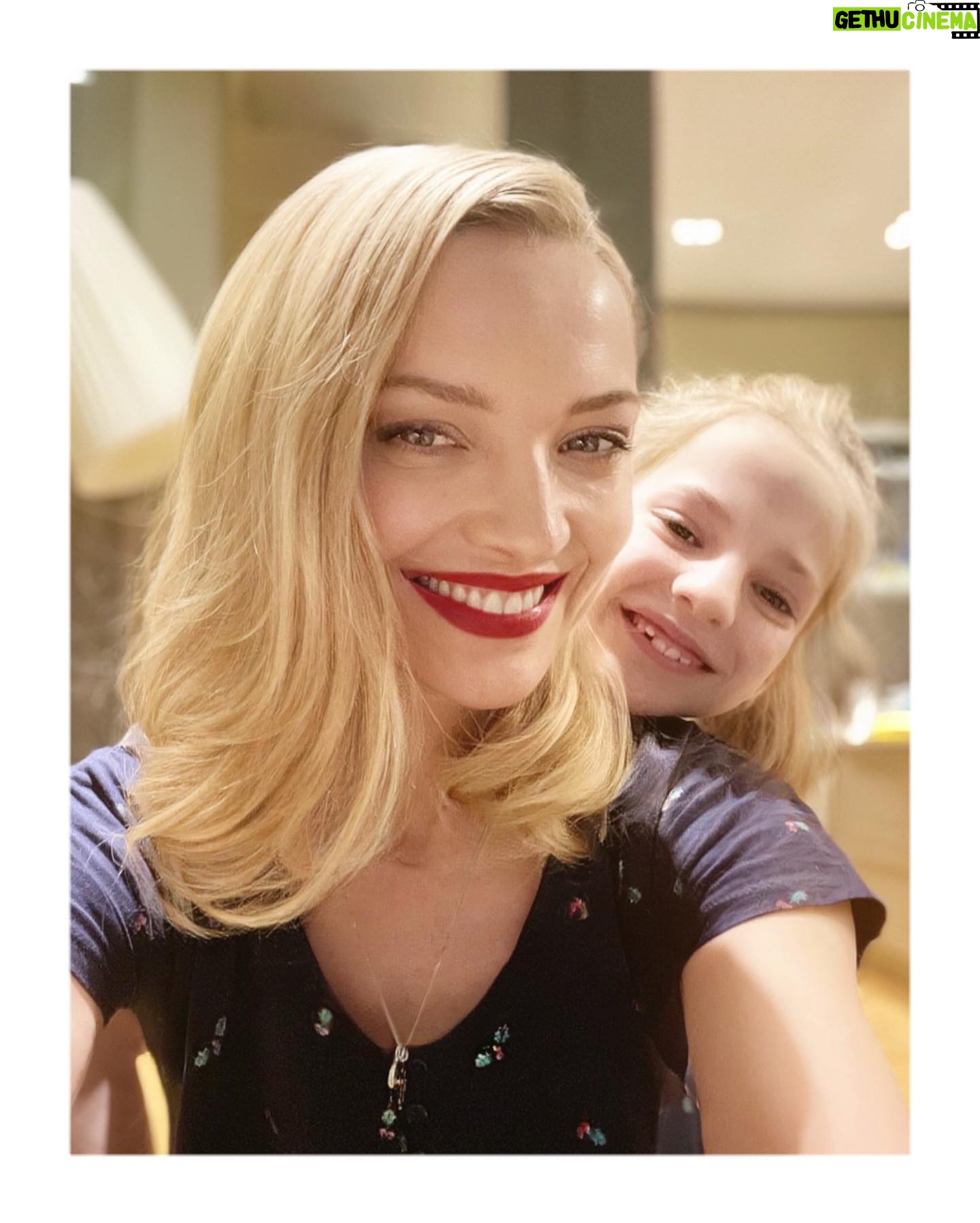 Ekaterina Vilkova - 18.4K Likes - А вот и #моявзрослаядочь ❤️❤️❤️ #идауменяестьдети🤣🤣🤣 #возвращениеврежиммать🙈🙈🙈