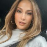 Elaine Goldsmith-Thomas Instagram - That’s right…LET’S GET LOUD PEOPLE #ATLAS #1 on #NETFLIX