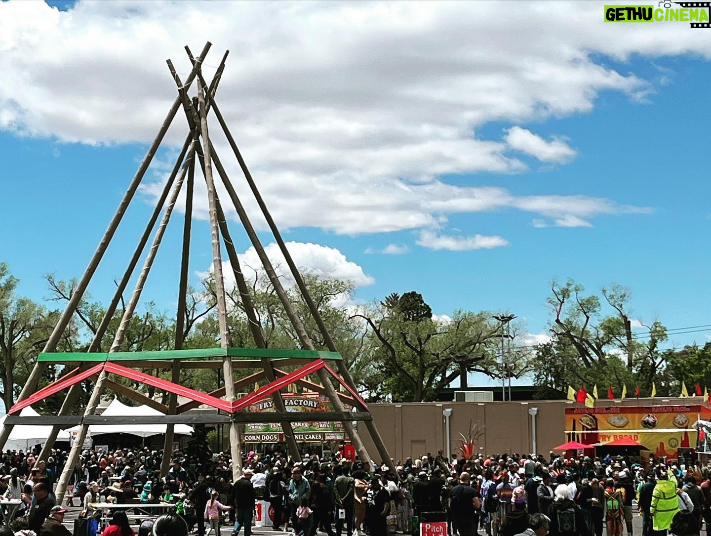 Elaine Hendrix Instagram - Gathering of Nations 2023 @gatheringofnations 1. Teepee Village 2. Ojibway friends 3. Royalty 4. Chickasaw friend 5. Crown 6. Santo Domingo Pueblo friend 7. Main grounds 8. Menominee friends (and Junior Grass Dance Competitor) 9. Miss Indian World 2022 Tashina Red Hawk 10. Drumming & singing #gatheringofnations #powwow #ojibway #chickasaw #santodomingopueblo #minominee #teepee #village #grassdancer #friends #drumming #singing #royalty #crown #missindianworld #albuquerque #newmexico #nativeamericans #nations #grateful