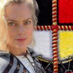 Elaine Hendrix Instagram - It was my honor to attend the Stone Mountain Pow Wow this weekend. While I do not officially have Native American in my DNA, every cell of my being soars when I hear their songs & witness their world. November is Native American Heritage Month. It would be wise for us to learn & embrace their ways of seeing all of creation as one. One with all of nature. “Man did not weave the web of life, he is merely a strand in it. Whatever he does to the web, he does to himself.” ~ Chief Seattle #nativeamericanheritagemonth